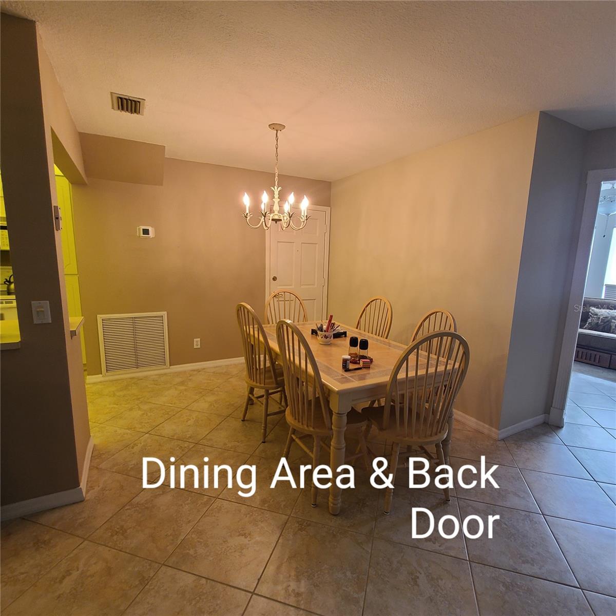 220 BUTTONWOOD CIRCLE, #220, Seminole, FL 33777