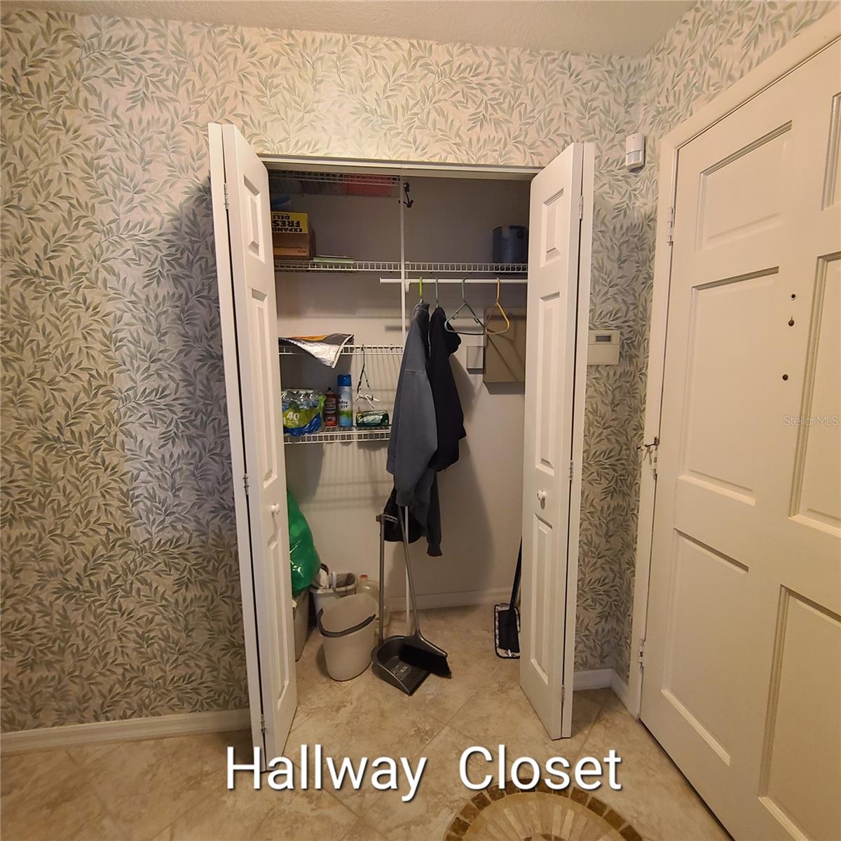 220 BUTTONWOOD CIRCLE, #220, Seminole, FL 33777 220 BUTTONWOOD CIRCLE, #220, Seminole, FL 33777