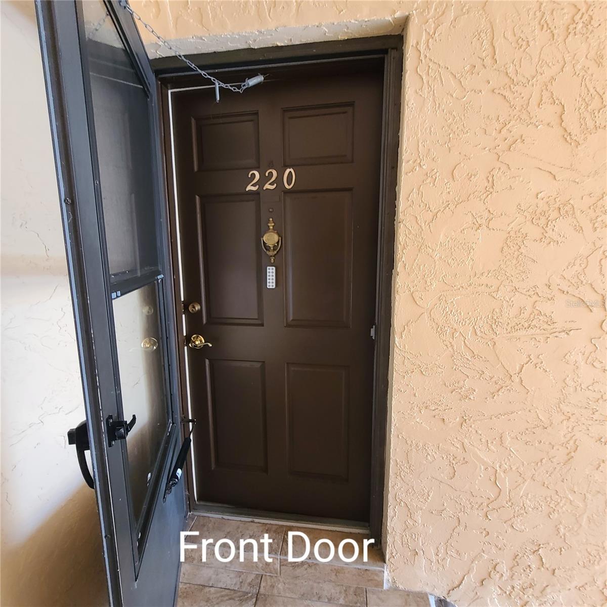 220 BUTTONWOOD CIRCLE, #220, Seminole, FL 33777 220 BUTTONWOOD CIRCLE, #220, Seminole, FL 33777