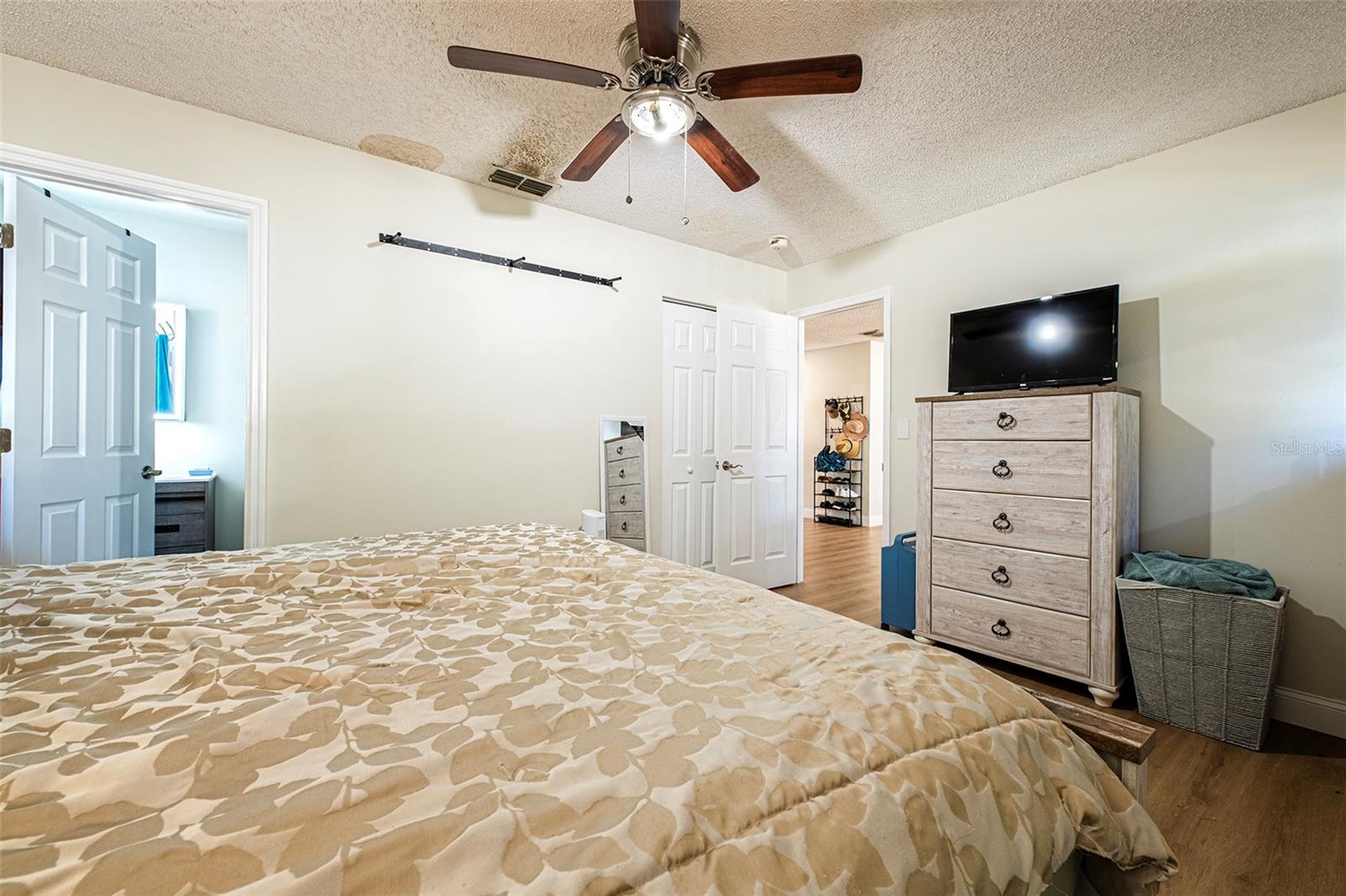 6401 CEDARBROOK DRIVE S, Pinellas Park, FL 33782