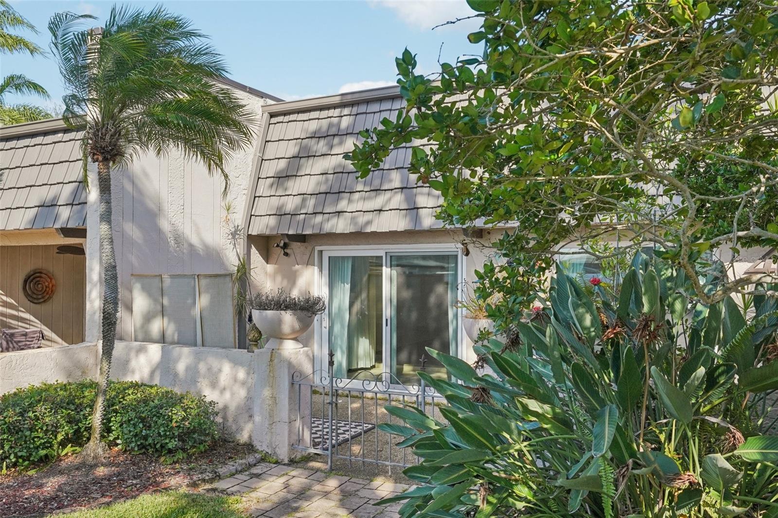 404 CORDOVA GREEN, #404, Seminole, FL 33777