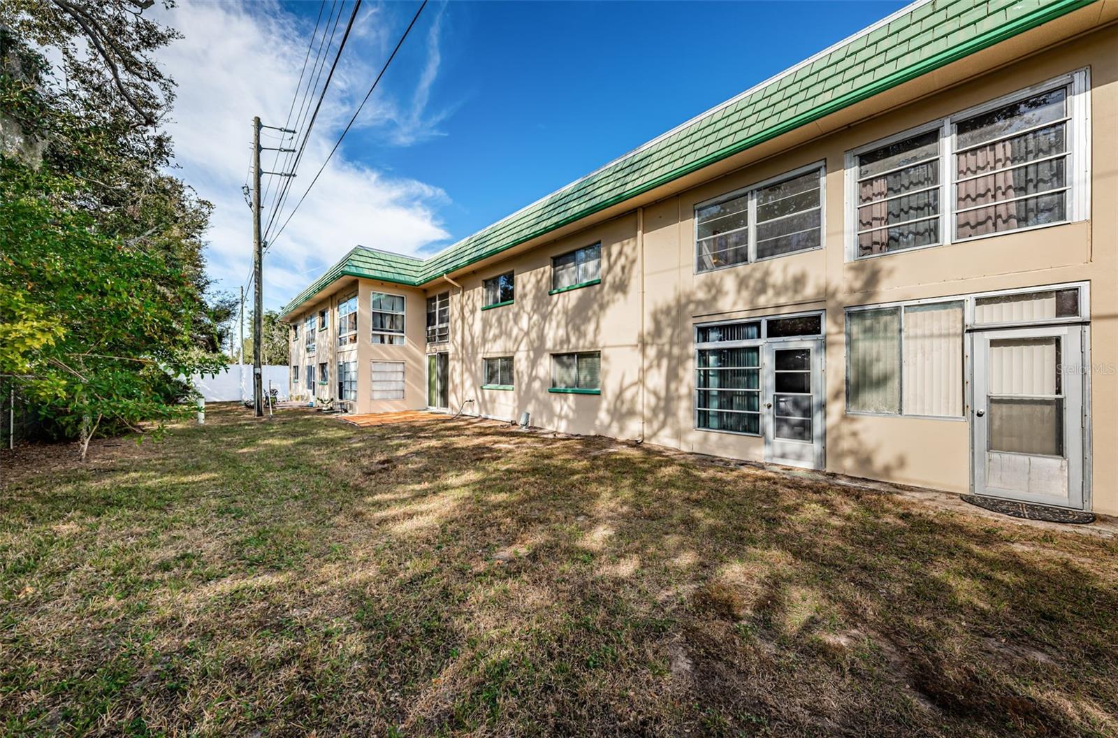 2001 GREENBRIAR BOULEVARD, #6, Clearwater, FL 33763