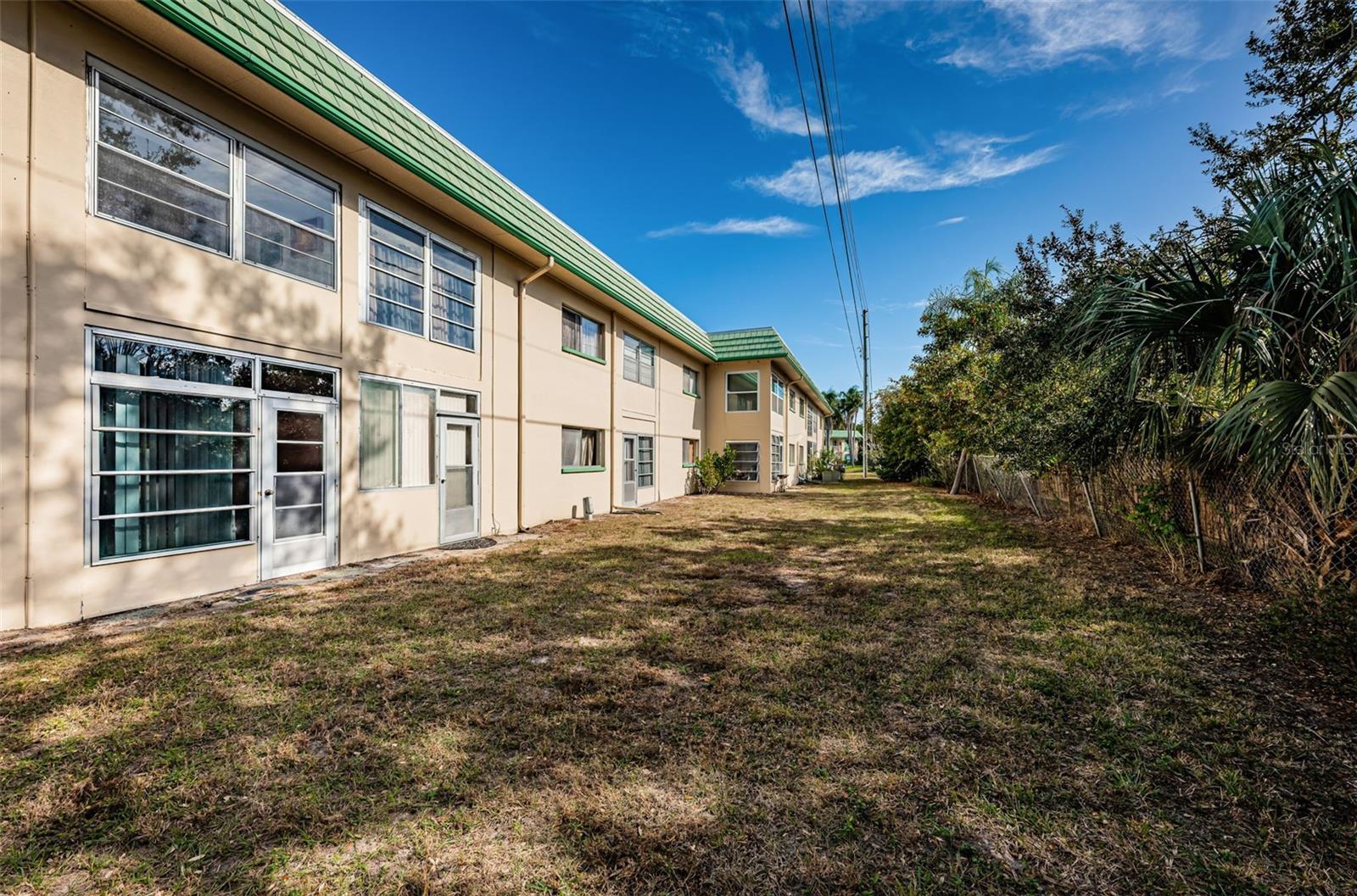 2001 GREENBRIAR BOULEVARD, #6, Clearwater, FL 33763