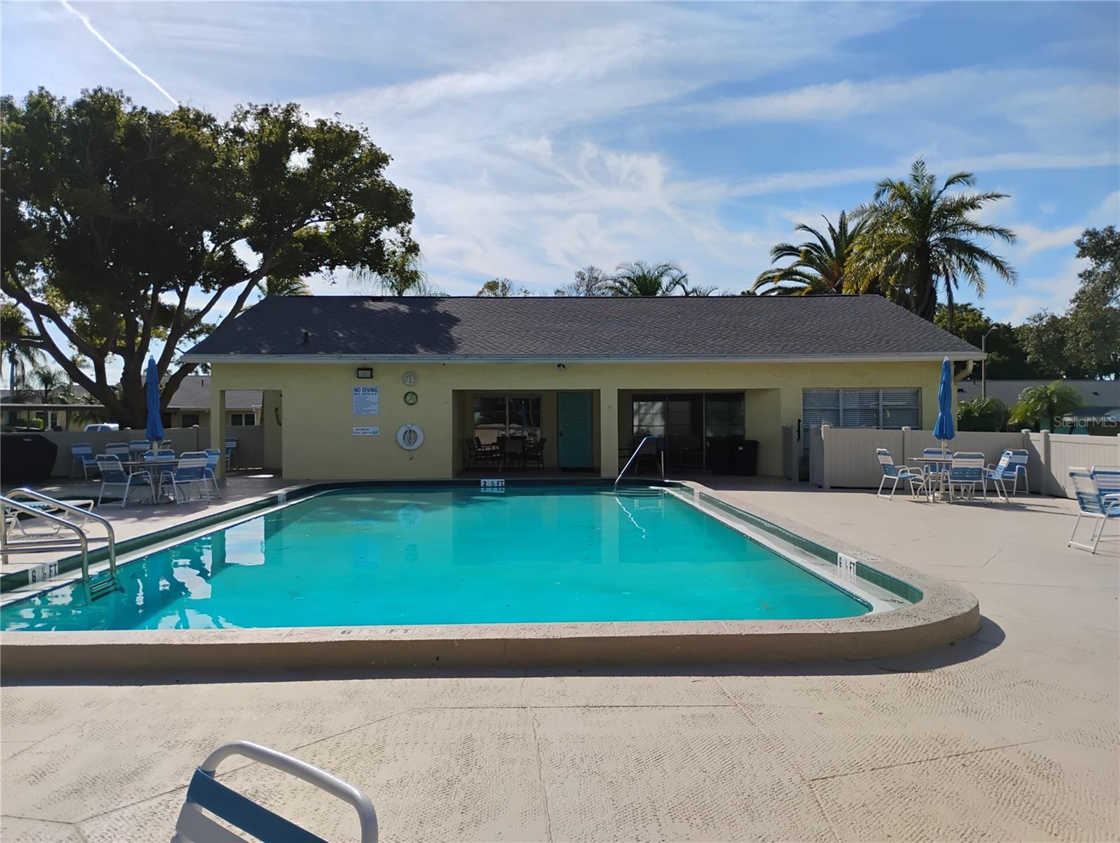 2465 NORTHSIDE DRIVE, #1001, Clearwater, FL 33761