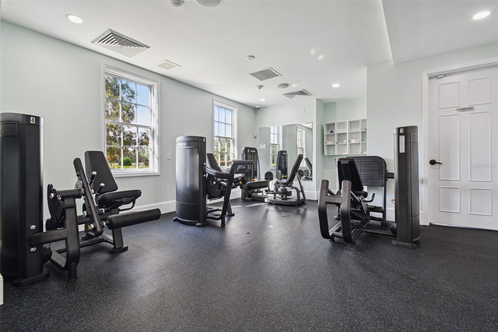4905 MAJESTIC HILLS LOOP, Brooksville, FL 34601