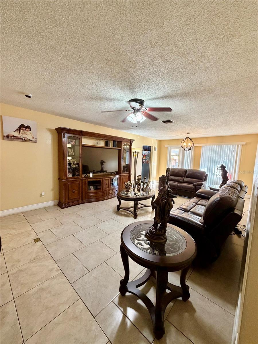 8026 JACKSON SPRINGS ROAD, Tampa, FL 33615