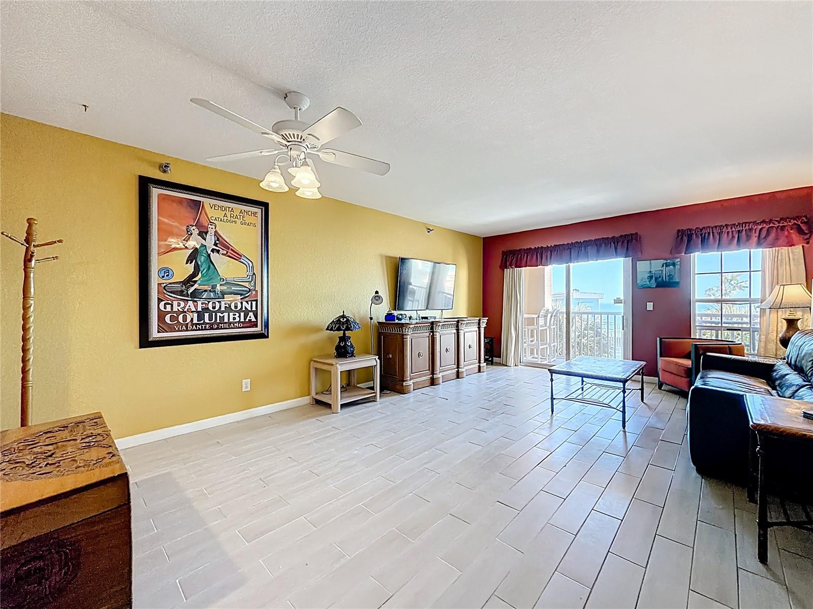 78 GULF BOULEVARD, #5, Indian Rocks Beach, FL 33785