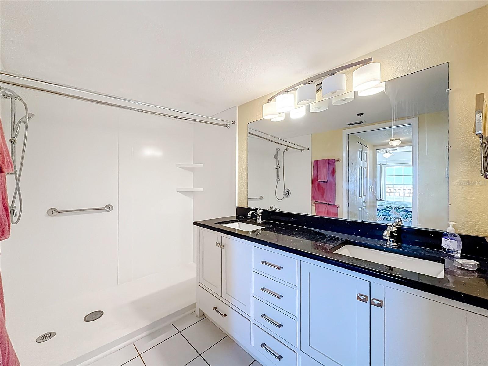 78 GULF BOULEVARD, #5, Indian Rocks Beach, FL 33785