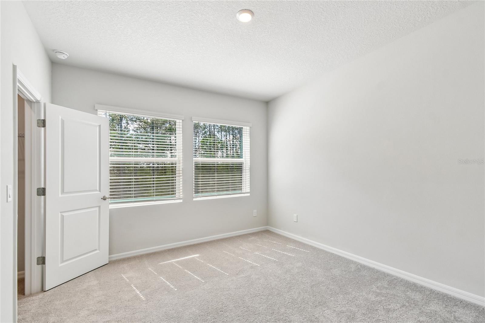 1124 WILD CREST LANE, Daytona Beach, FL 32117