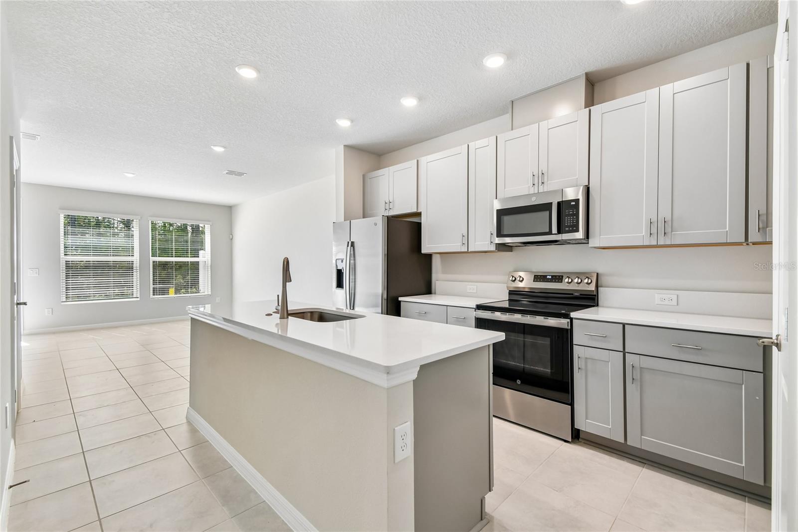 1124 WILD CREST LANE, Daytona Beach, FL 32117 1124 WILD CREST LANE, Daytona Beach, FL 32117