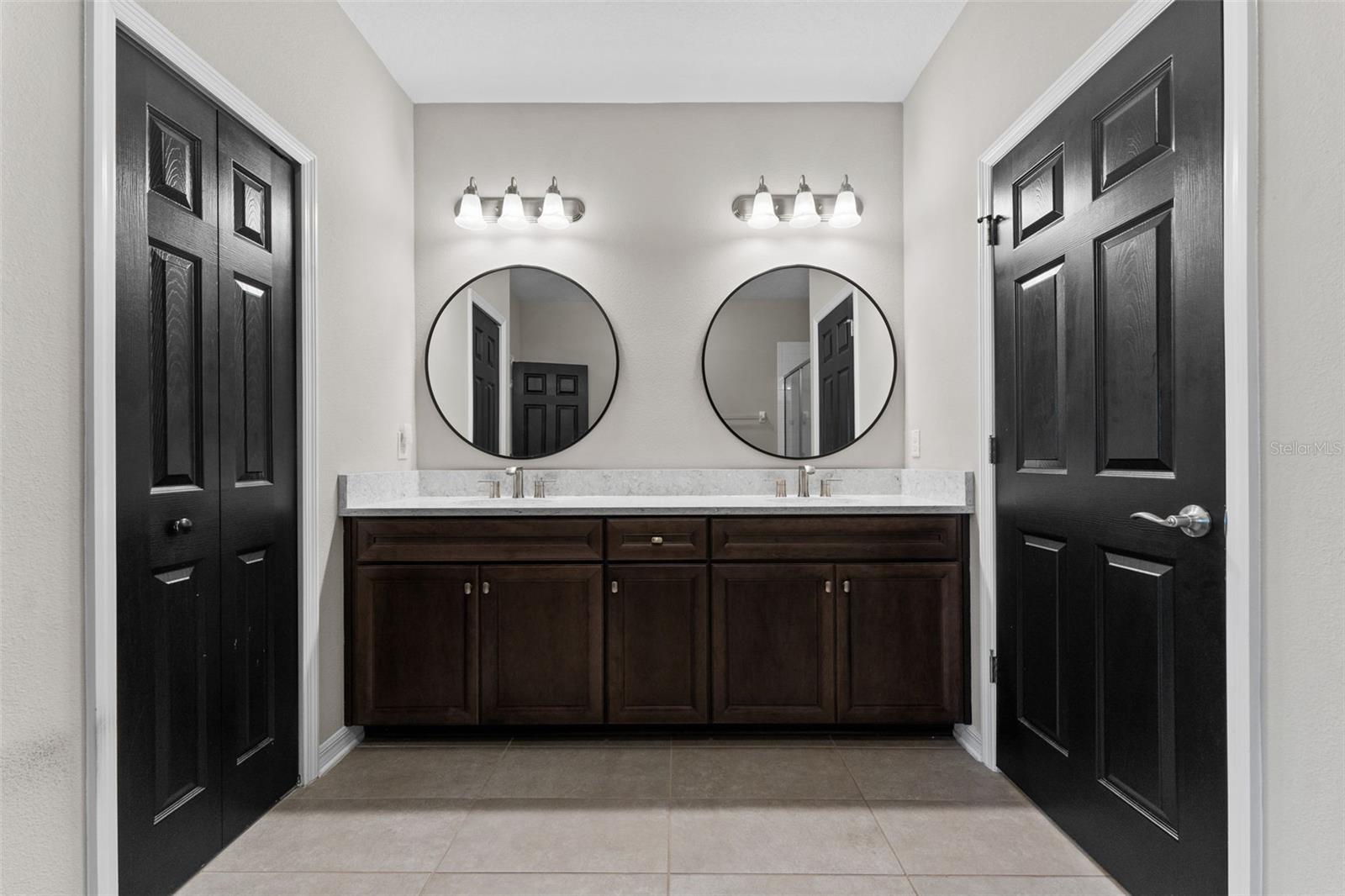 29913 SOUTHWELL LANE, Wesley Chapel, FL 33543