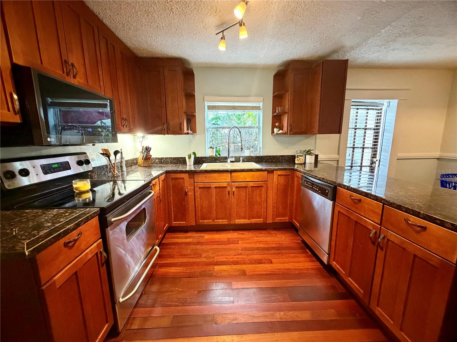 403 W CHELSEA STREET, Tampa, FL 33603