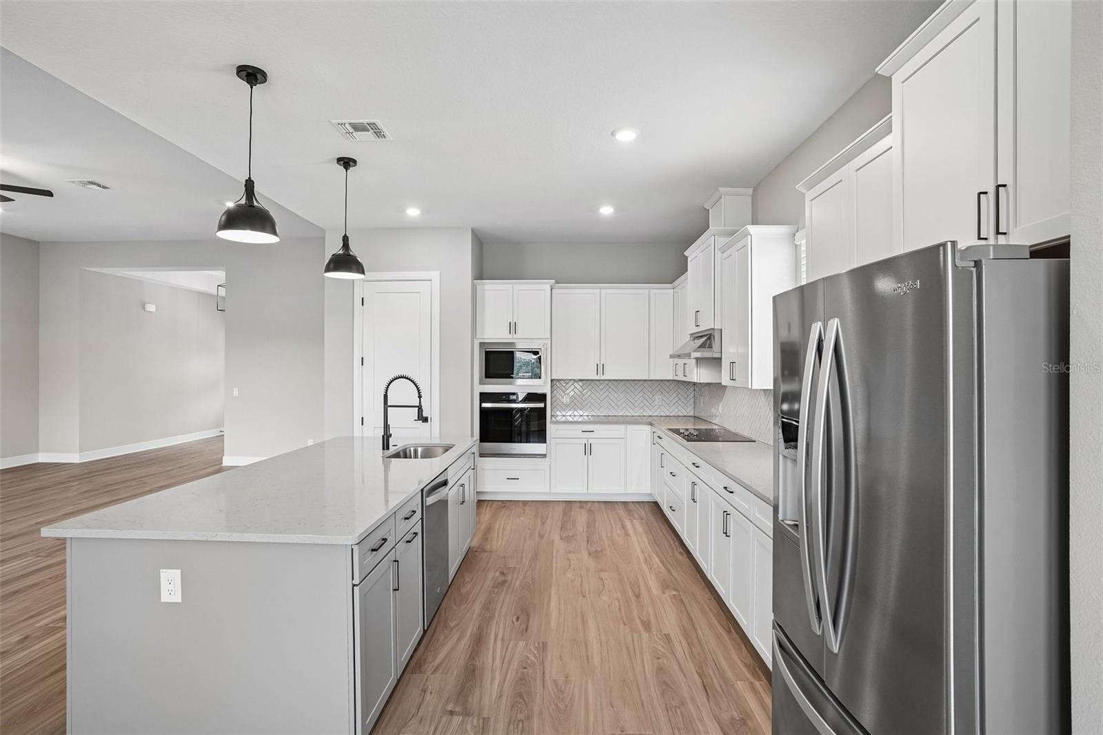 36798 SUNDOWNER TRAIL, Fruitland Park, FL 34731 36798 SUNDOWNER TRAIL, Fruitland Park, FL 34731