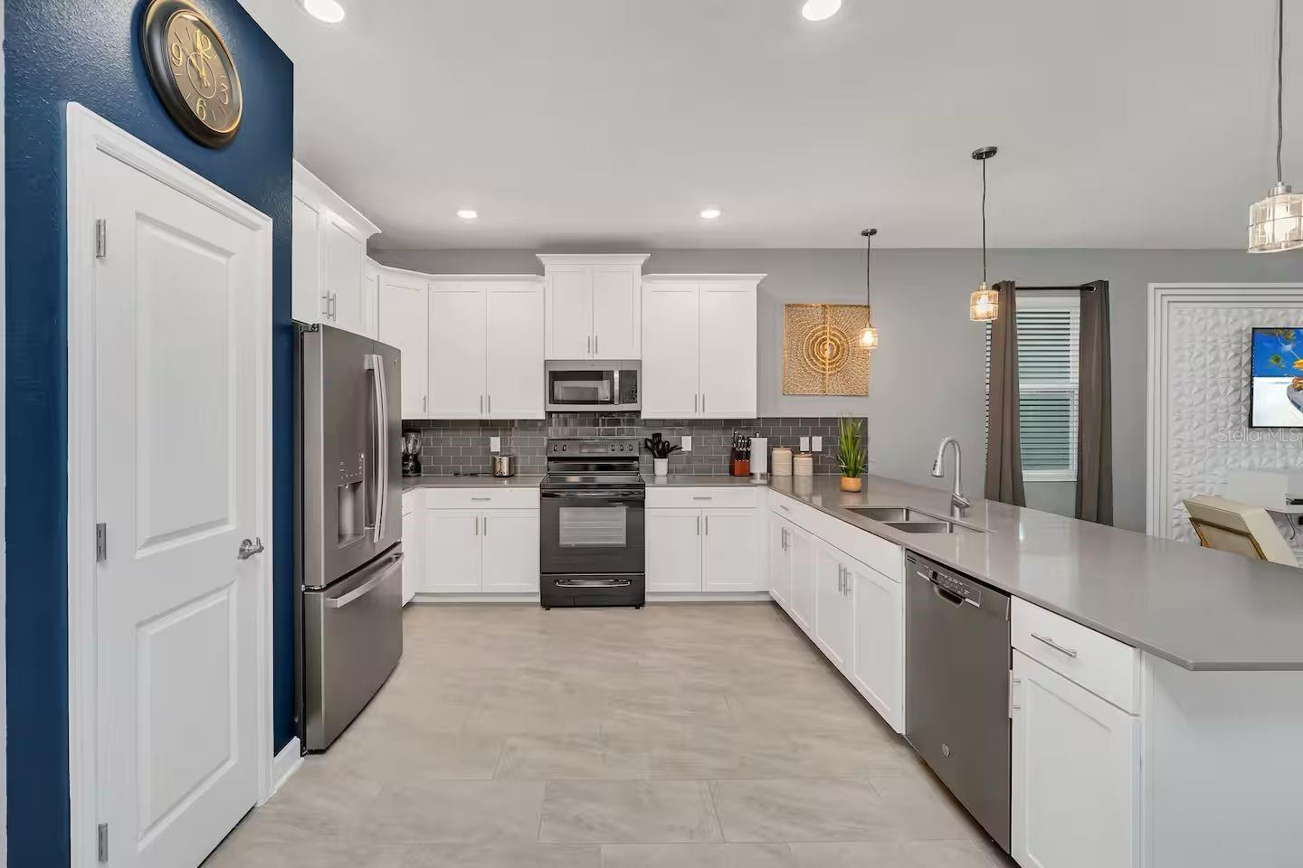 1225 CHALLENGE DRIVE, Davenport, FL 33896