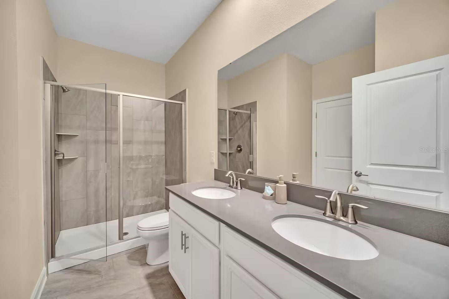 1225 CHALLENGE DRIVE, Davenport, FL 33896