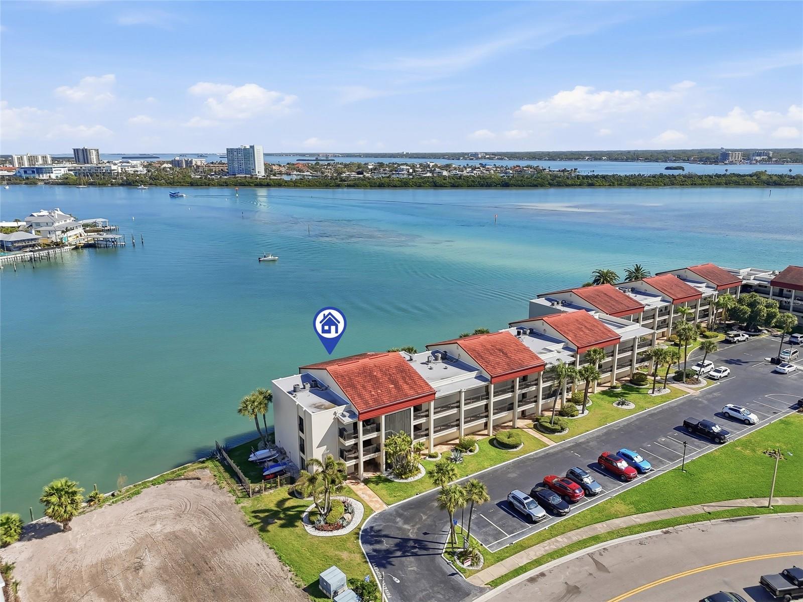 868 BAYWAY BOULEVARD, #101, Clearwater Beach, FL 33767