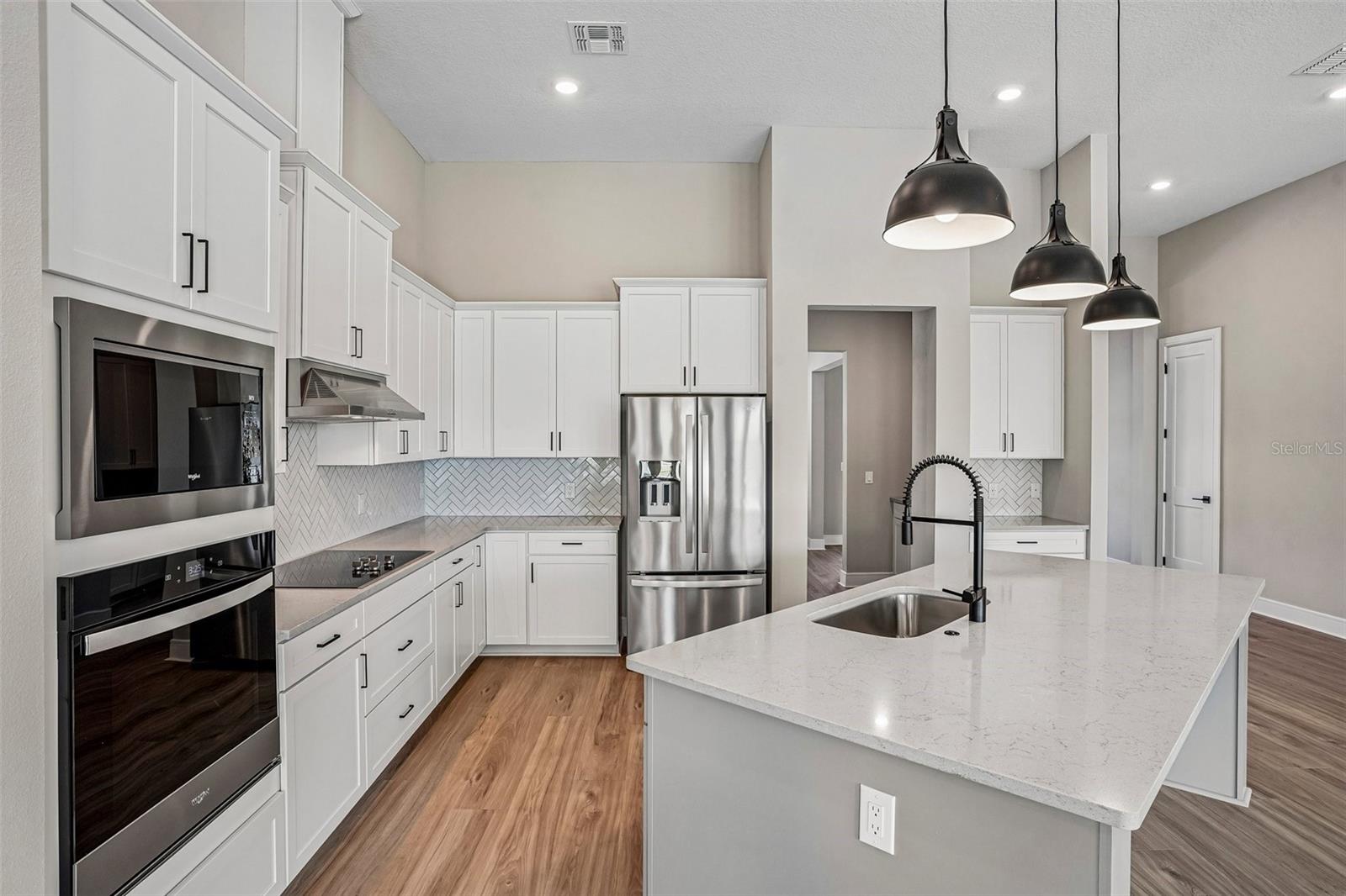 3832 SADDLE HILL TRAIL, Fruitland Park, FL 34731