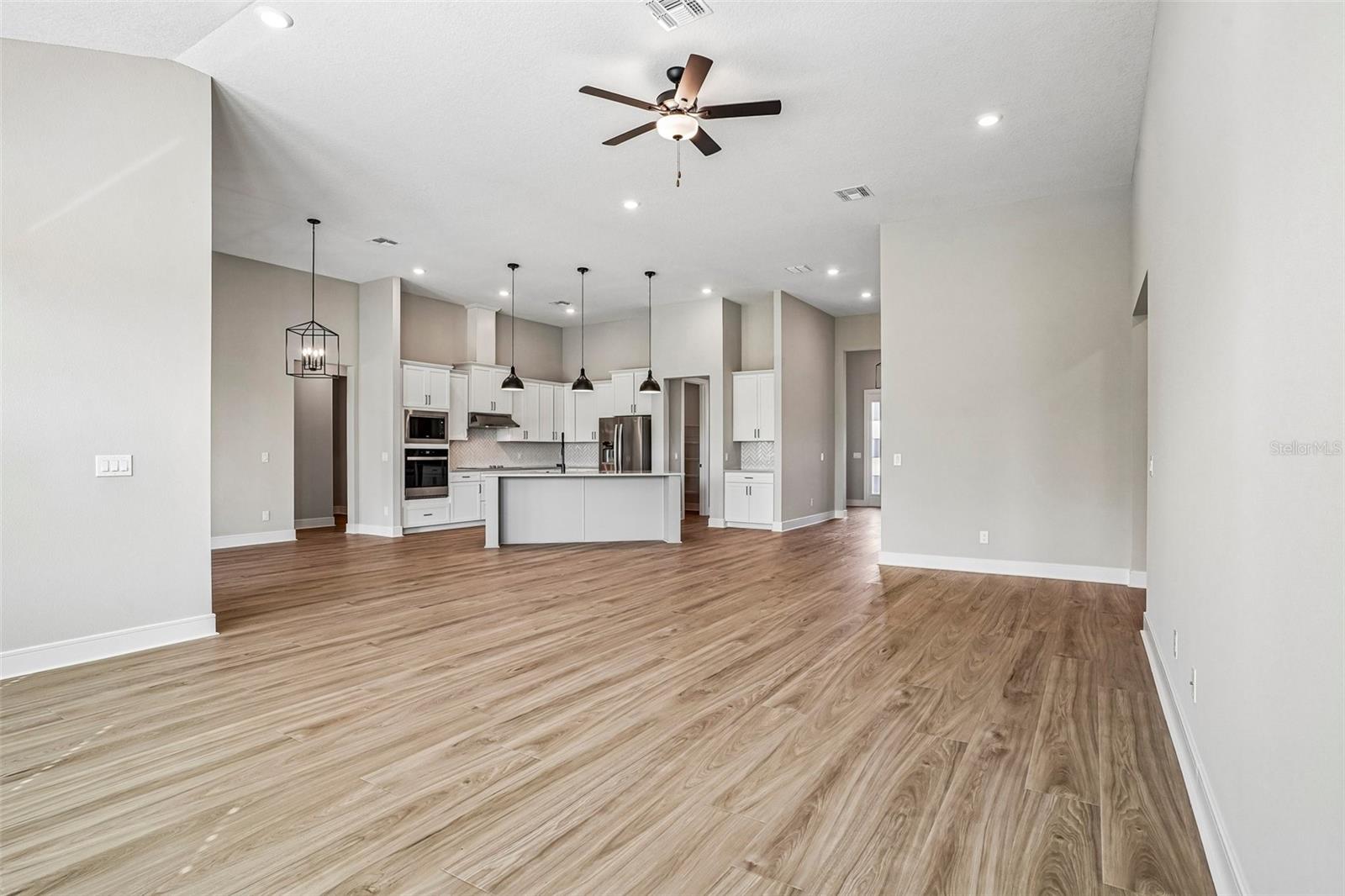 3832 SADDLE HILL TRAIL, Fruitland Park, FL 34731