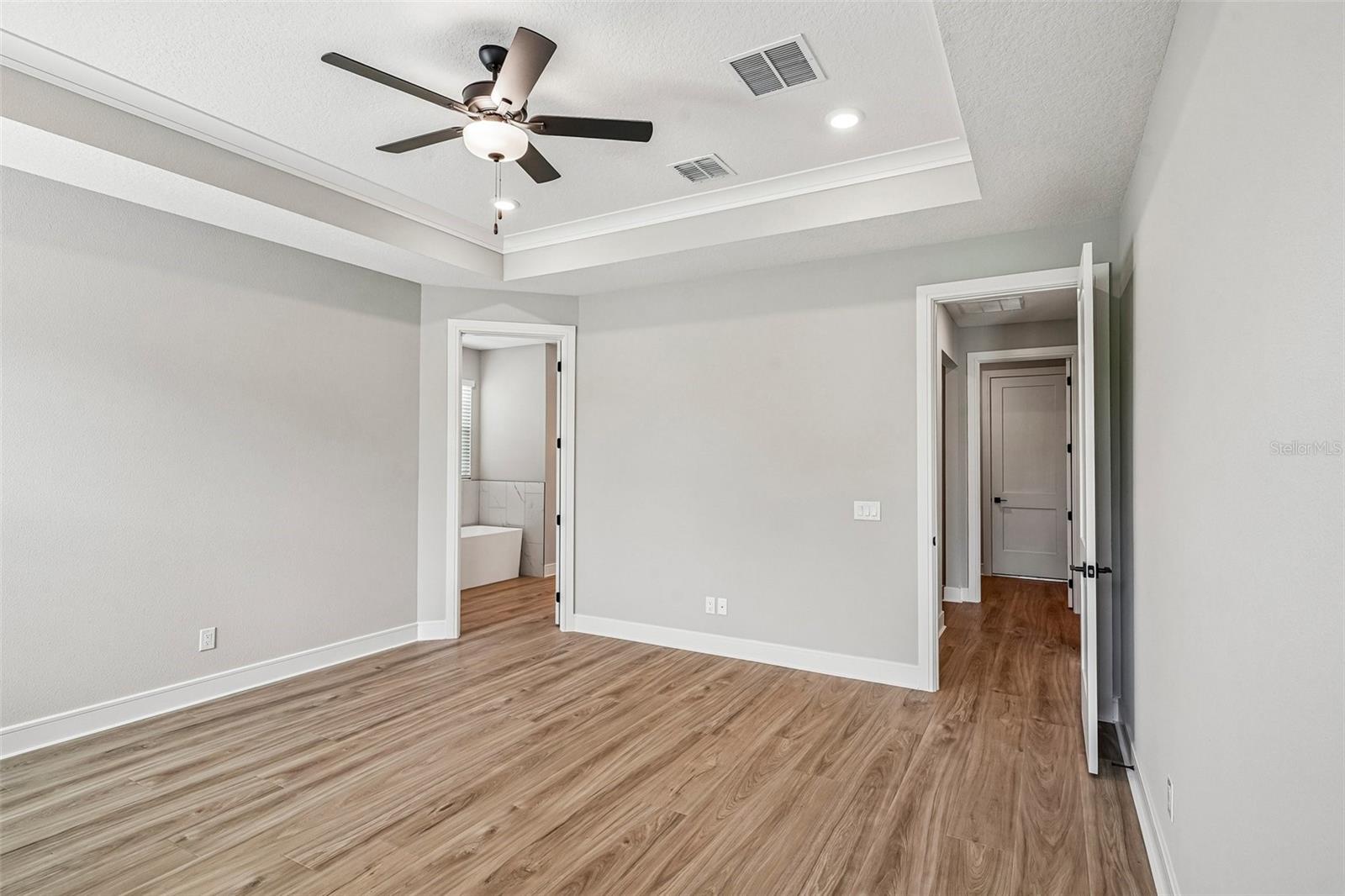 3832 SADDLE HILL TRAIL, Fruitland Park, FL 34731