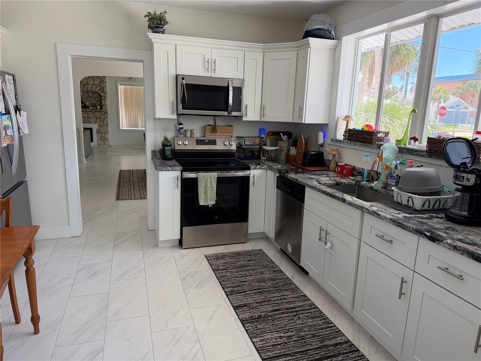 850 MANDALAY AVENUE, Clearwater Beach, FL 33767
