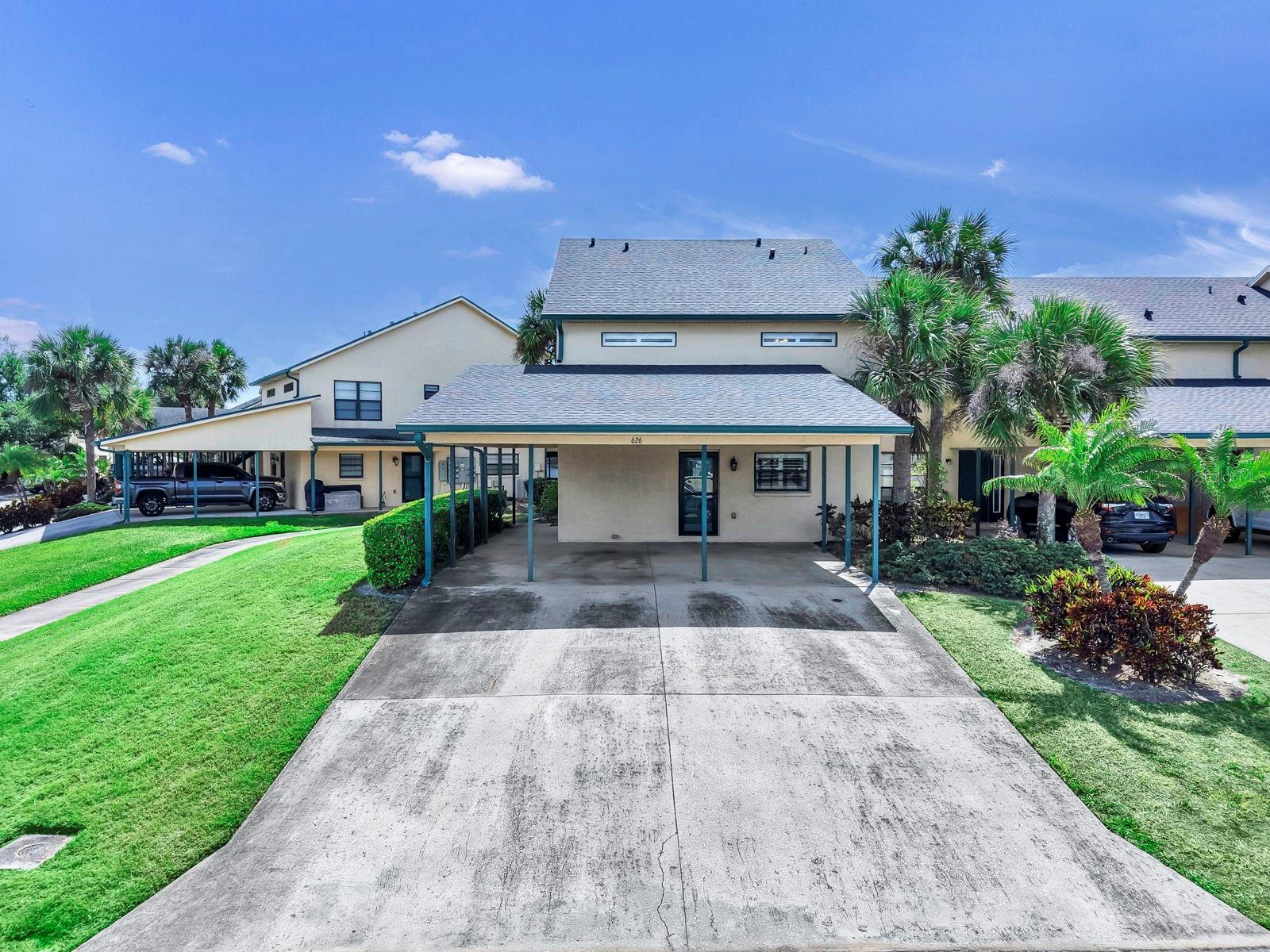 Front Exterior/Carport