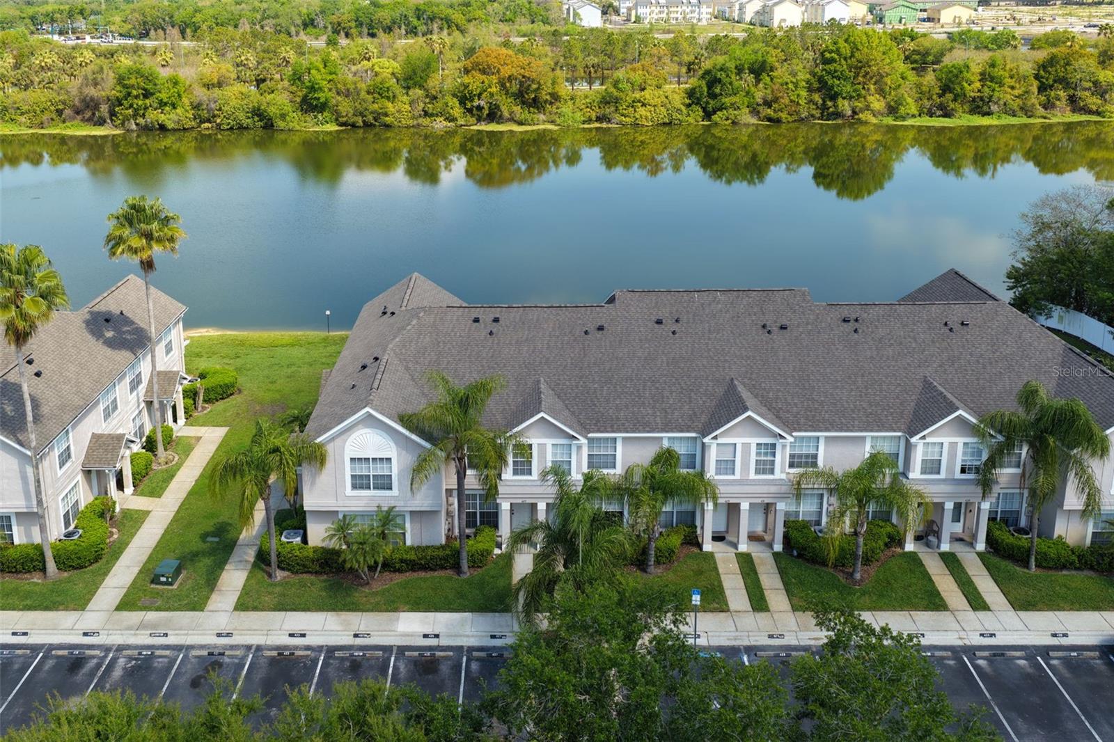 425 KENSINGTON LAKE CIRCLE, Brandon, FL 33511 425 KENSINGTON LAKE CIRCLE, Brandon, FL 33511