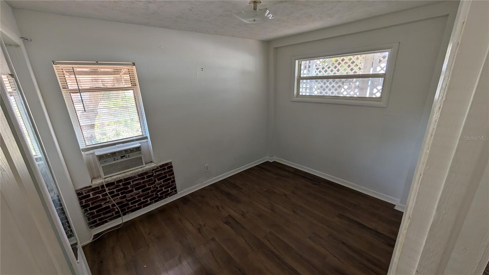 114 S BUNGALOW PARK AVENUE, Tampa, FL 33609