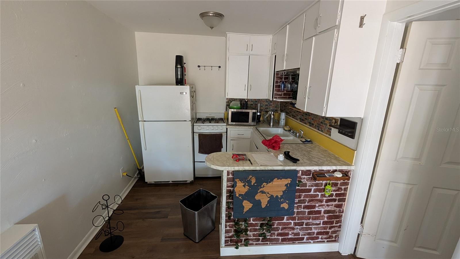 114 S BUNGALOW PARK AVENUE, Tampa, FL 33609