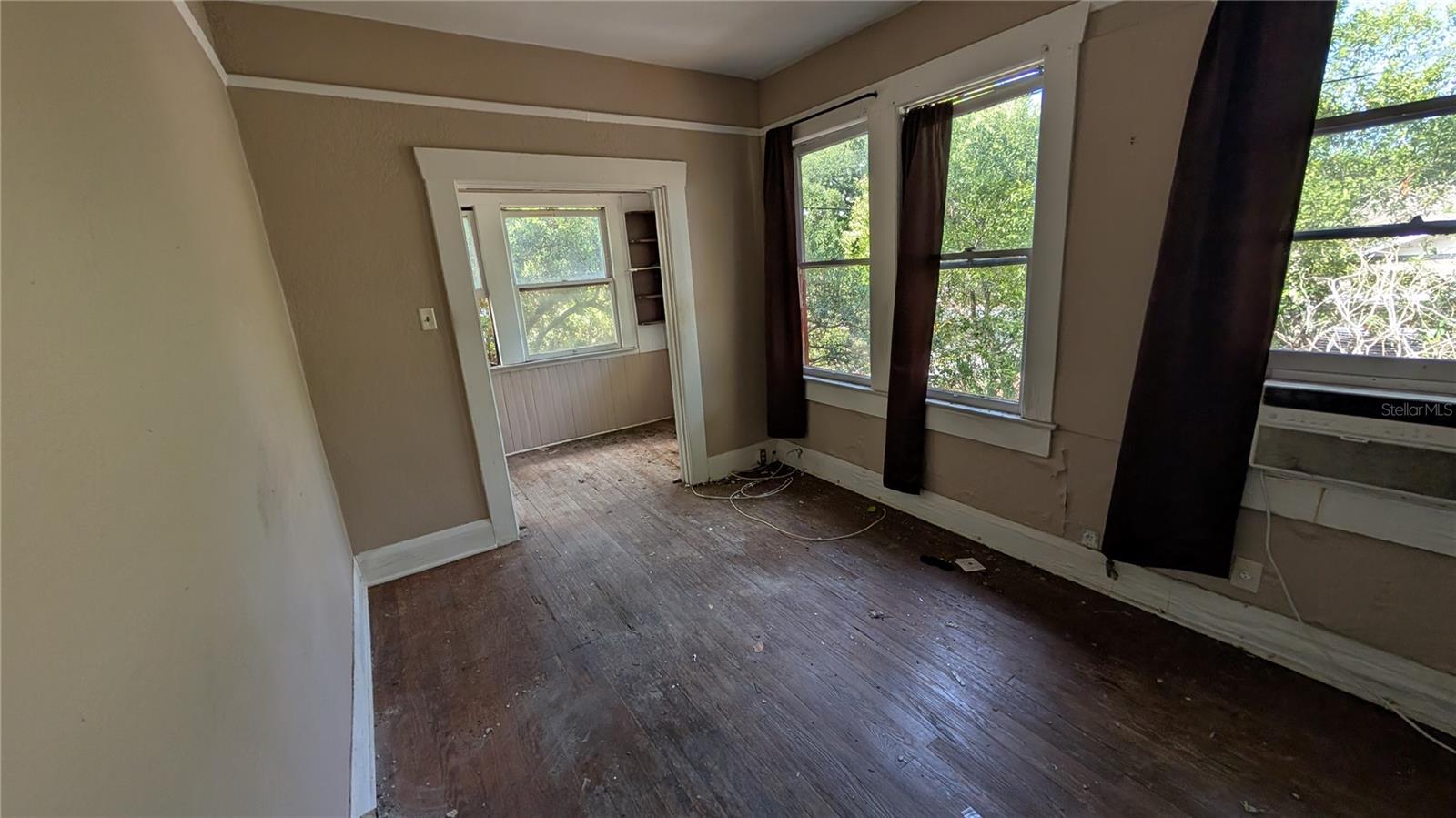 114 S BUNGALOW PARK AVENUE, Tampa, FL 33609