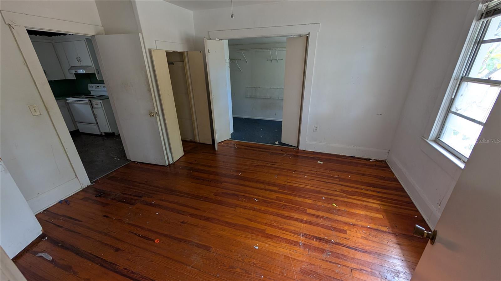 114 S BUNGALOW PARK AVENUE, Tampa, FL 33609
