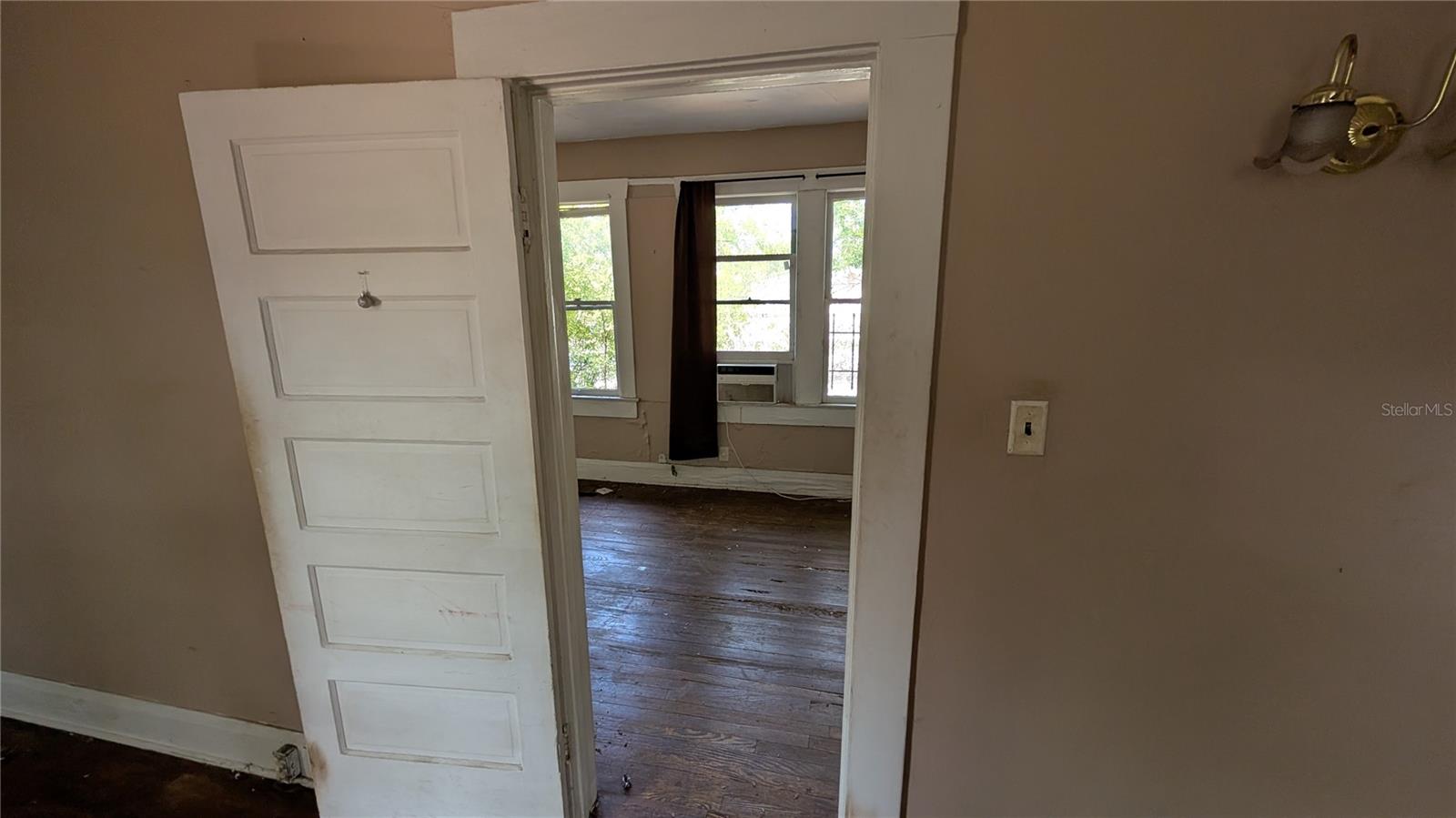114 S BUNGALOW PARK AVENUE, Tampa, FL 33609
