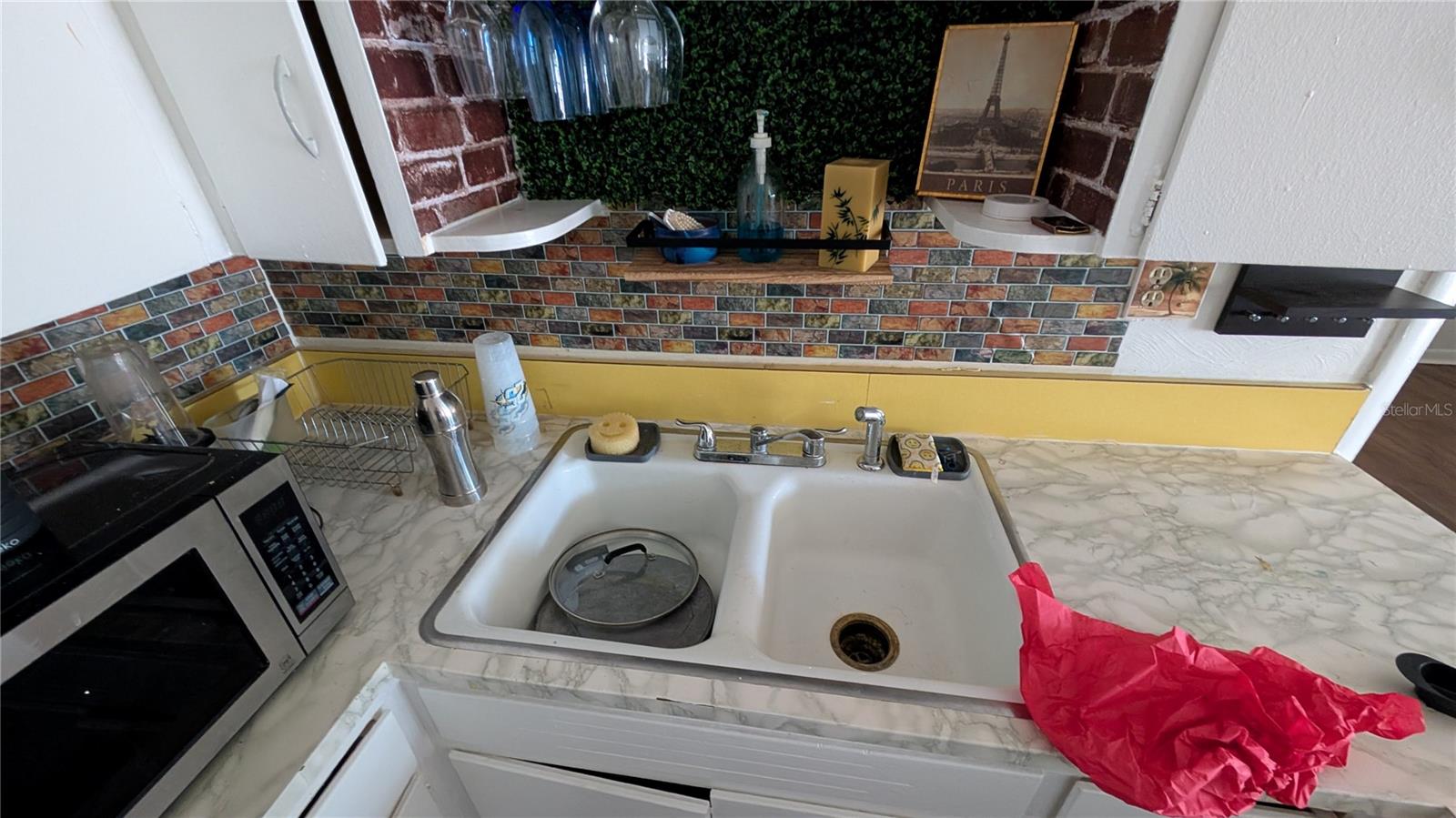 114 S BUNGALOW PARK AVENUE, Tampa, FL 33609