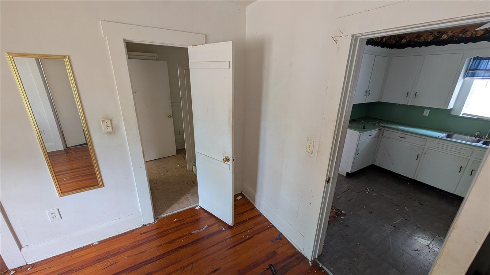 114 S BUNGALOW PARK AVENUE, Tampa, FL 33609