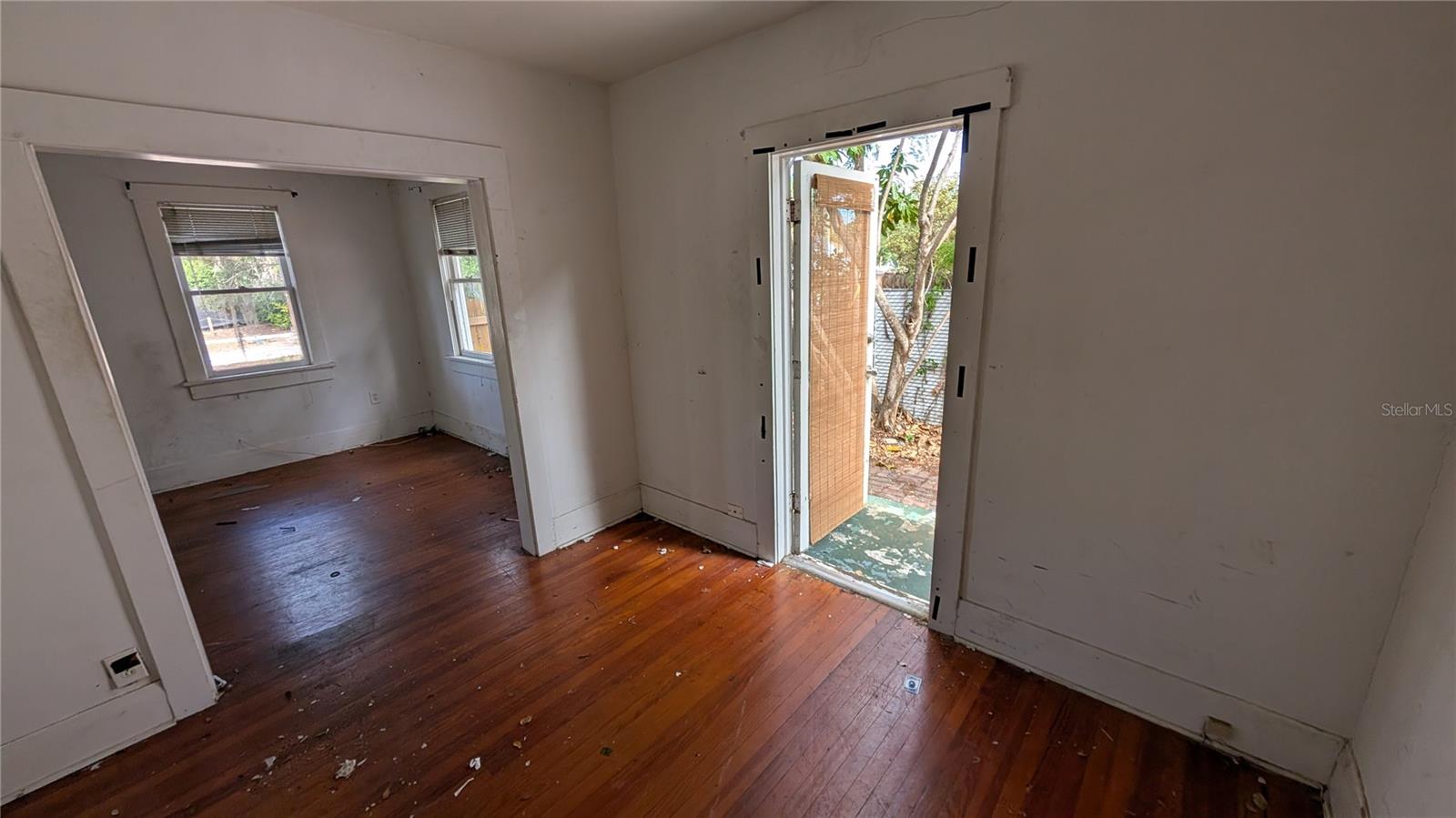 114 S BUNGALOW PARK AVENUE, Tampa, FL 33609