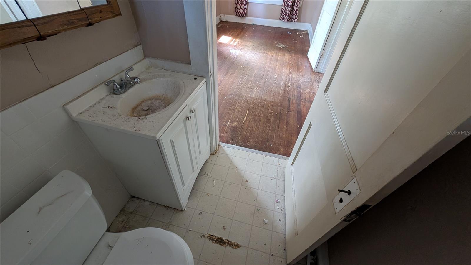114 S BUNGALOW PARK AVENUE, Tampa, FL 33609