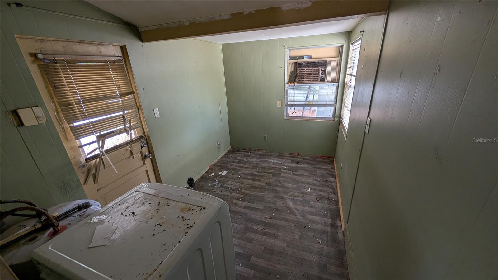 114 S BUNGALOW PARK AVENUE, Tampa, FL 33609