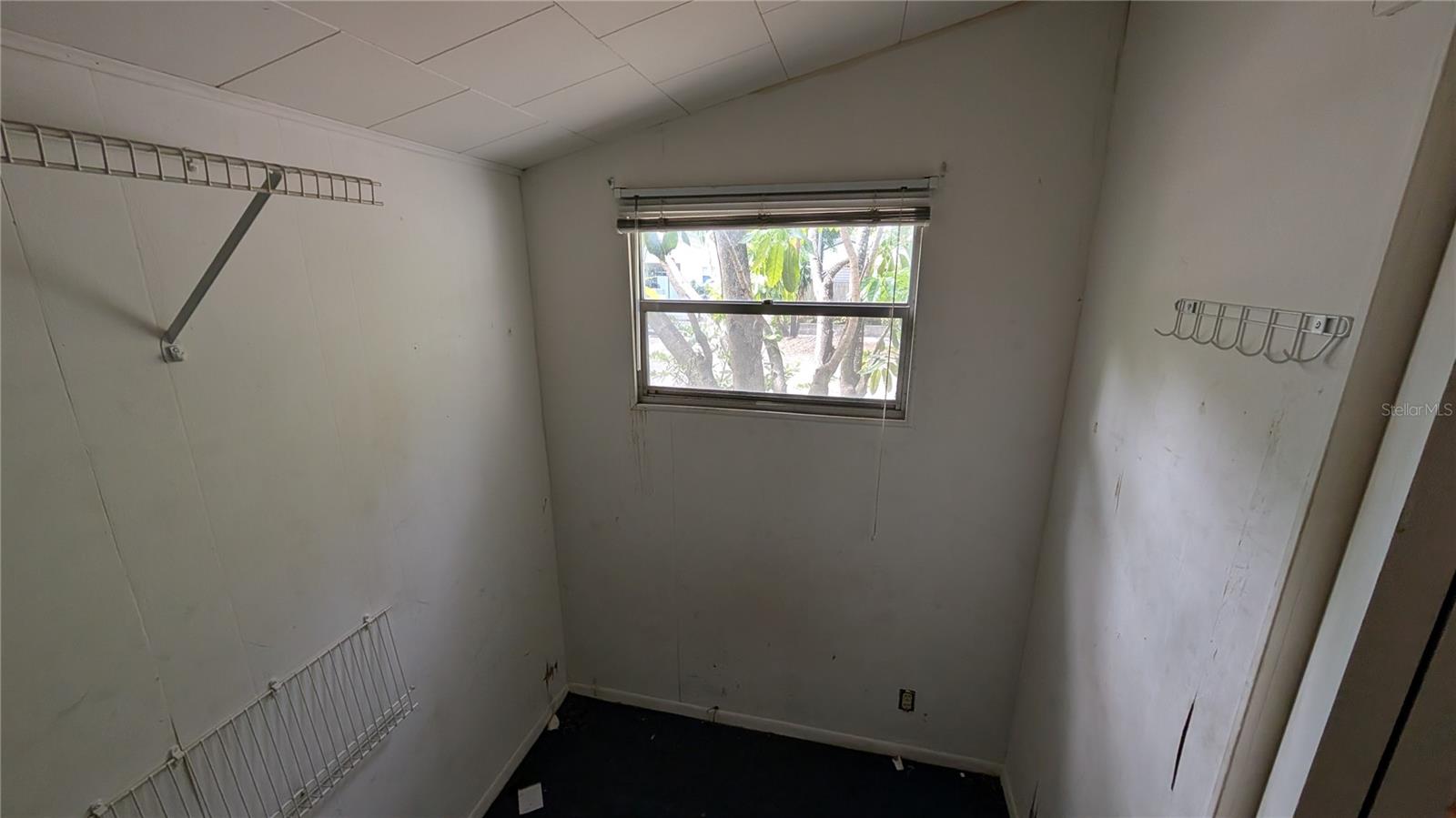 114 S BUNGALOW PARK AVENUE, Tampa, FL 33609