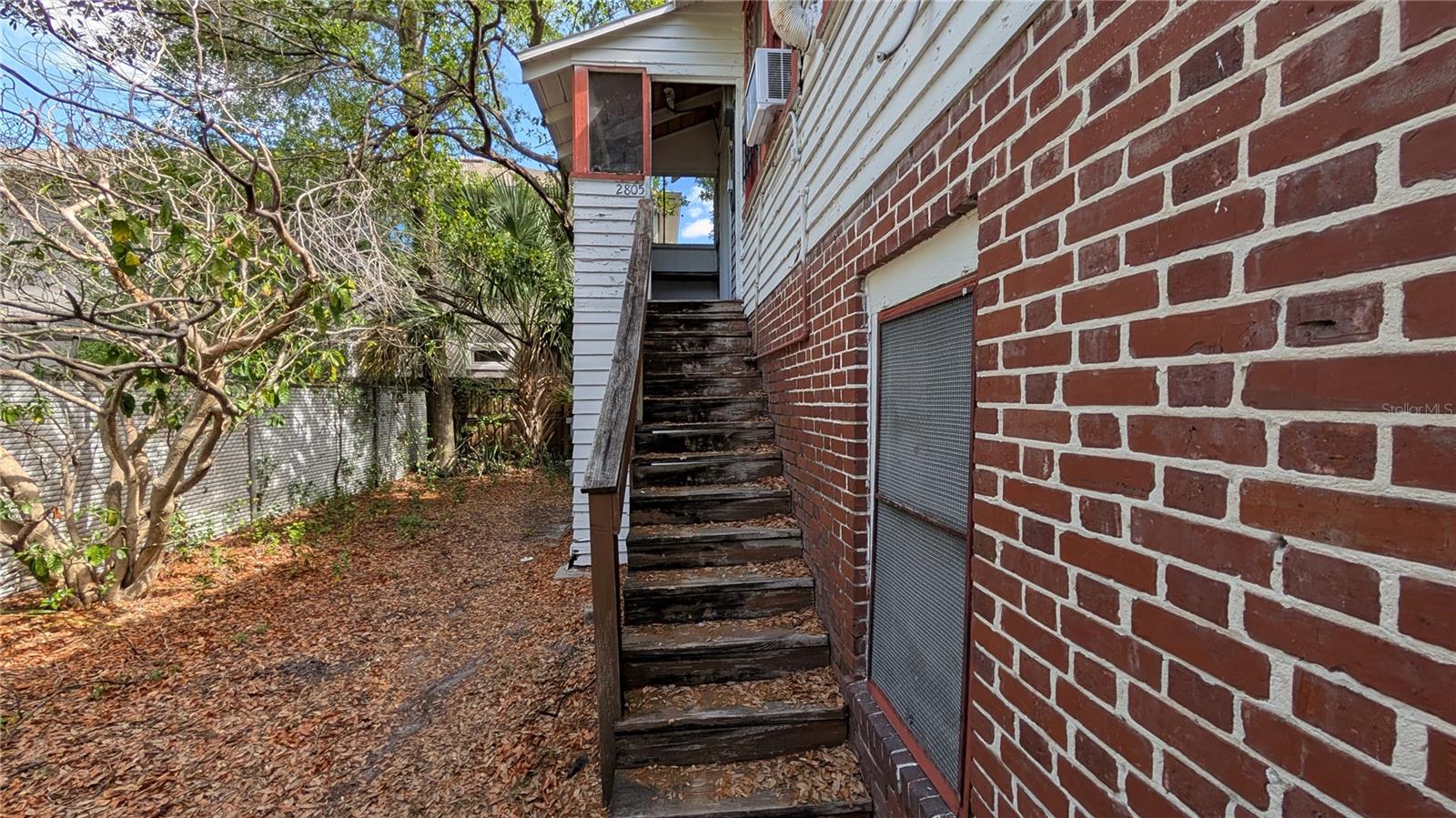 114 S BUNGALOW PARK AVENUE, Tampa, FL 33609
