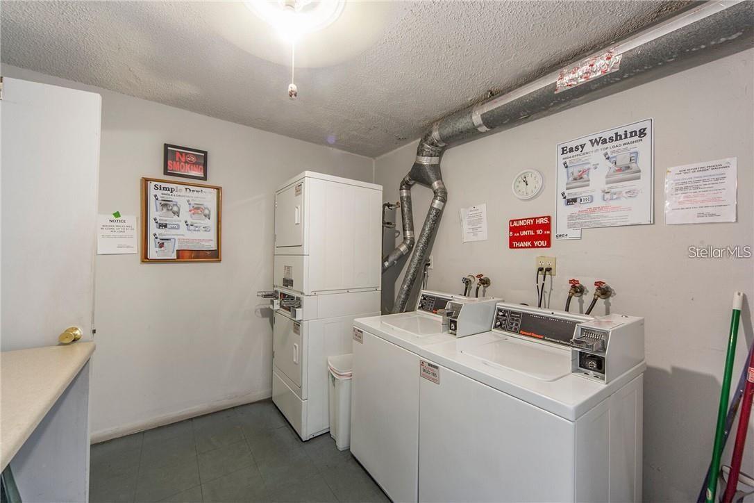 5267 81ST STREET N, #5, St Petersburg, FL 33709