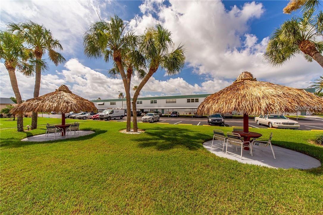 5267 81ST STREET N, #5, St Petersburg, FL 33709