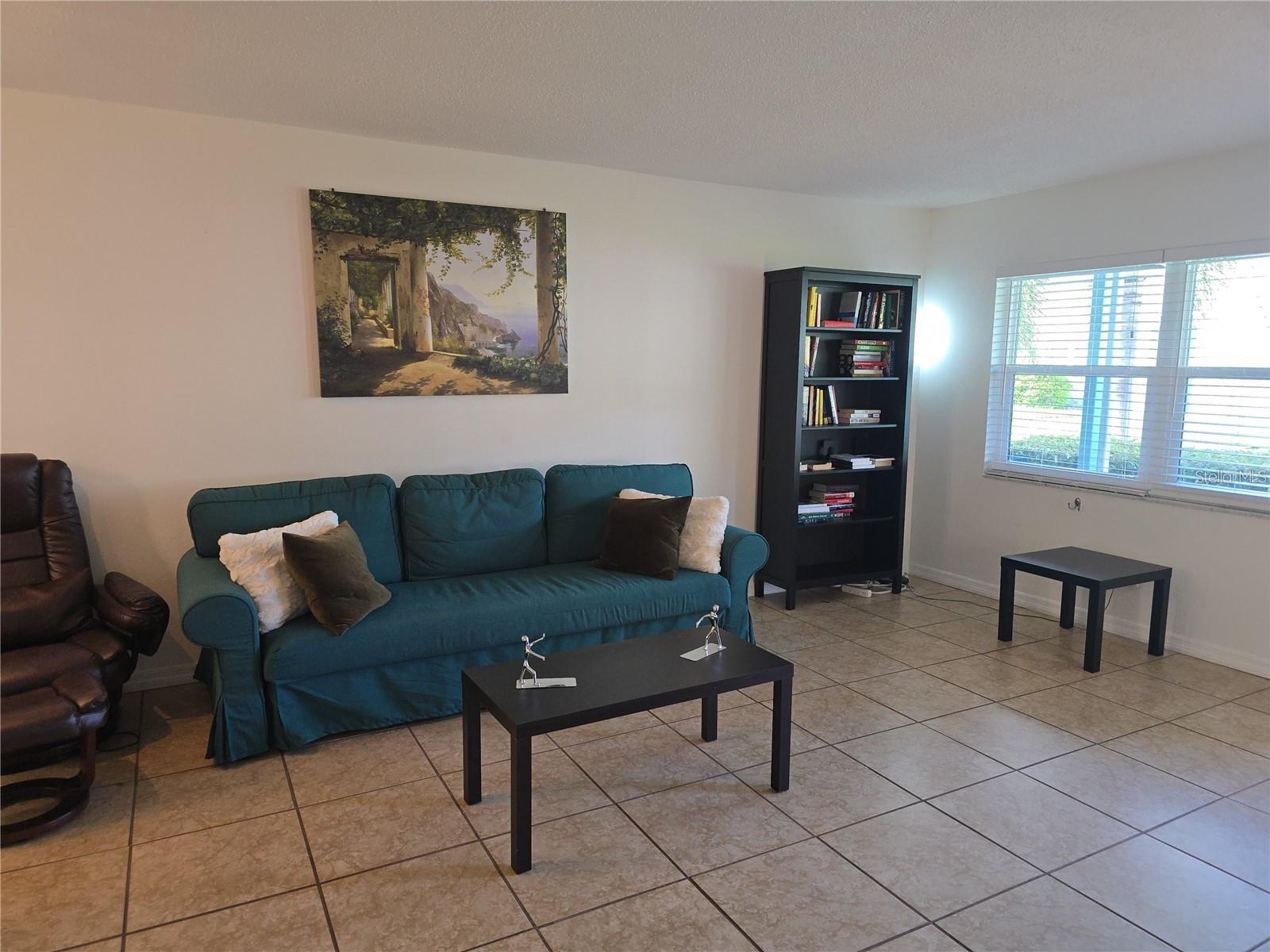 5267 81ST STREET N, #5, St Petersburg, FL 33709