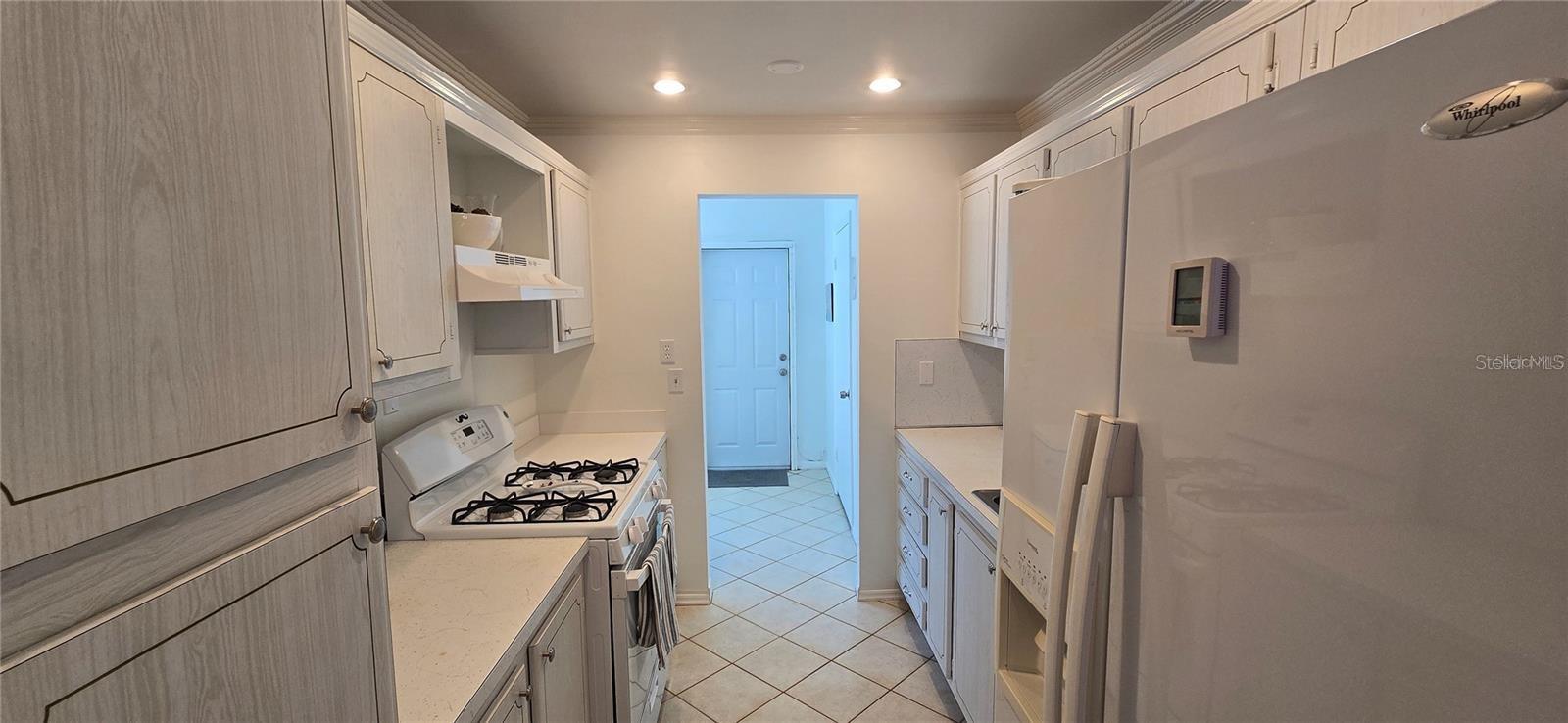 5267 81ST STREET N, #5, St Petersburg, FL 33709