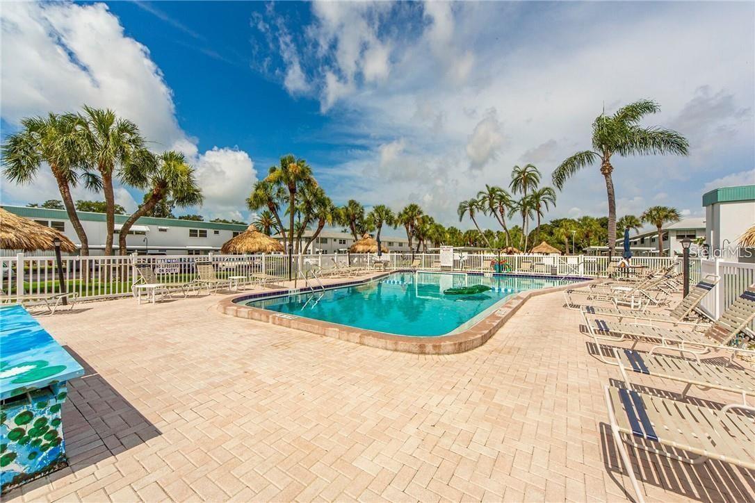 5267 81ST STREET N, #5, St Petersburg, FL 33709