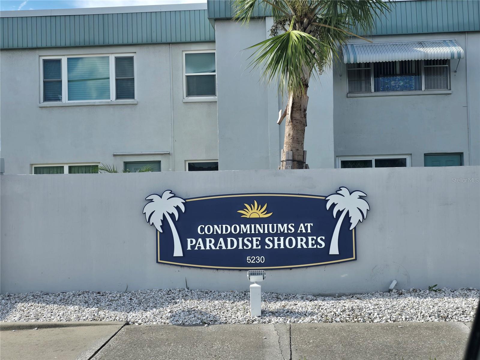 5267 81ST STREET N, #5, St Petersburg, FL 33709