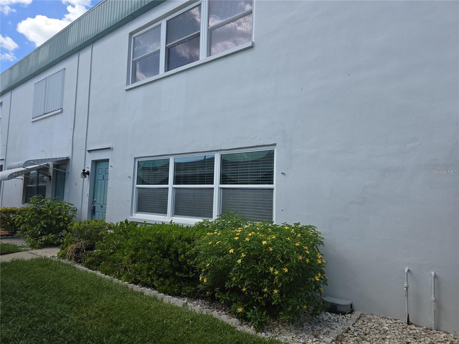 5267 81ST STREET N, #5, St Petersburg, FL 33709