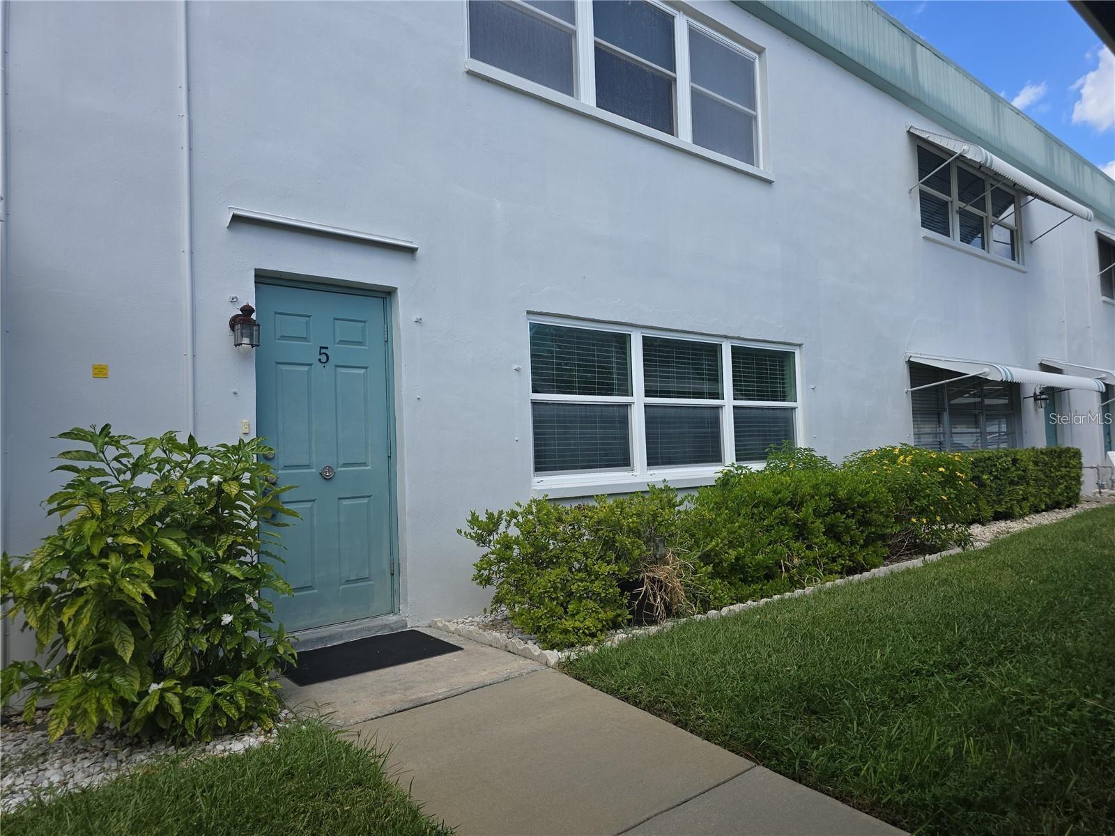 5267 81ST STREET N, #5, St Petersburg, FL 33709 5267 81ST STREET N, #5, St Petersburg, FL 33709