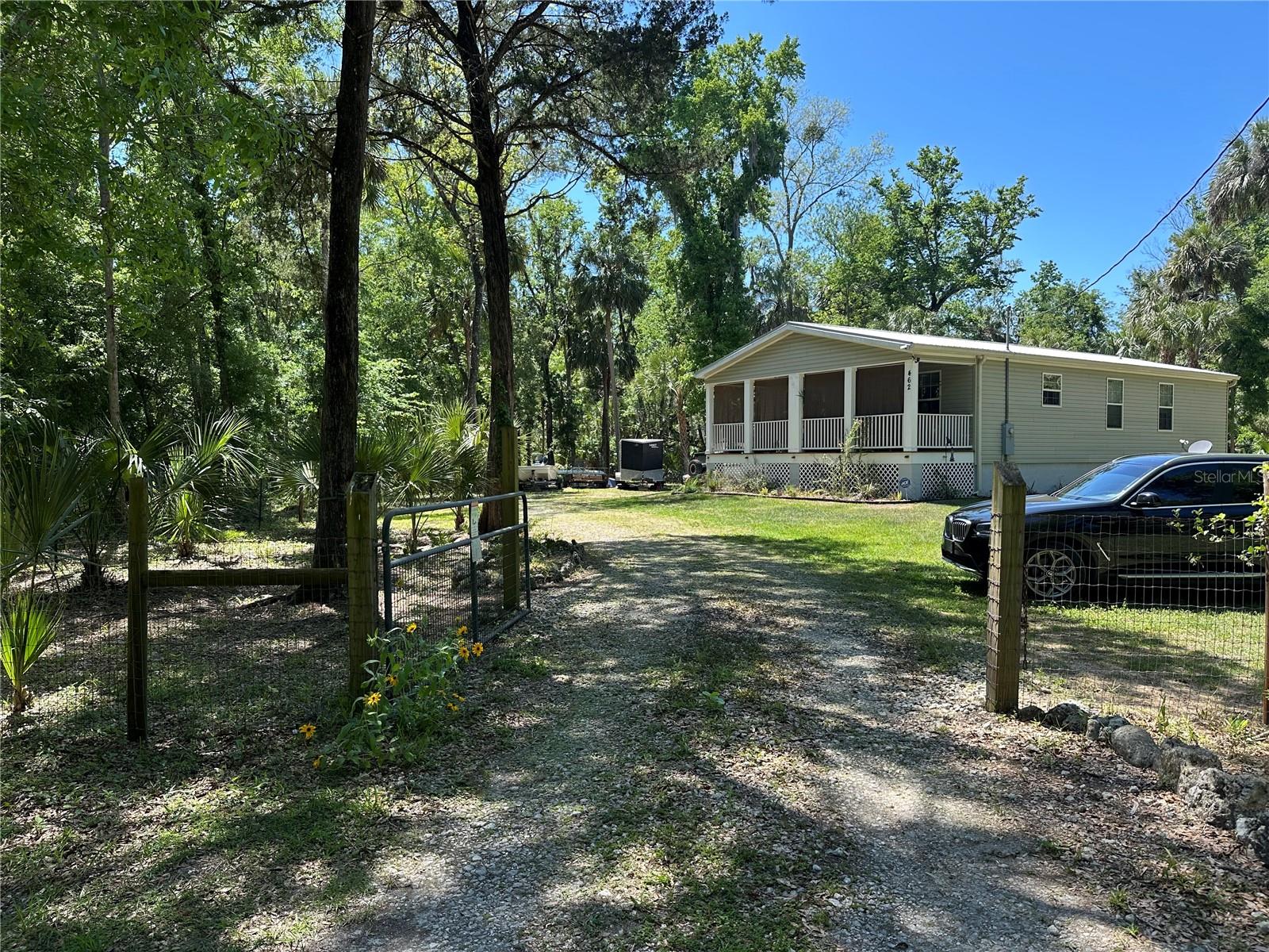462 S DEW PLANT POINT, Crystal River, FL 34429