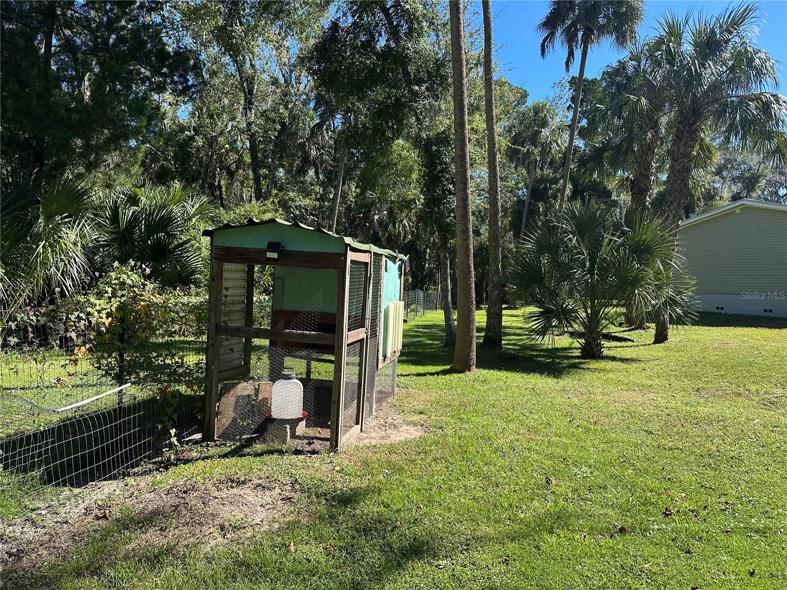 462 S DEW PLANT POINT, Crystal River, FL 34429