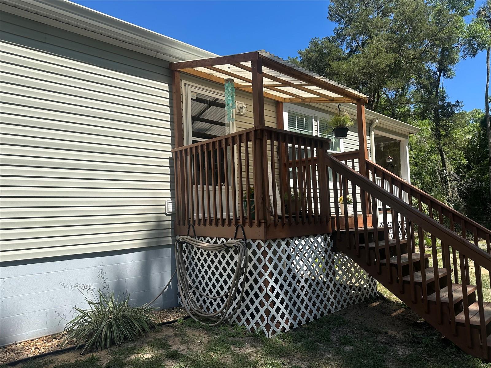 462 S DEW PLANT POINT, Crystal River, FL 34429