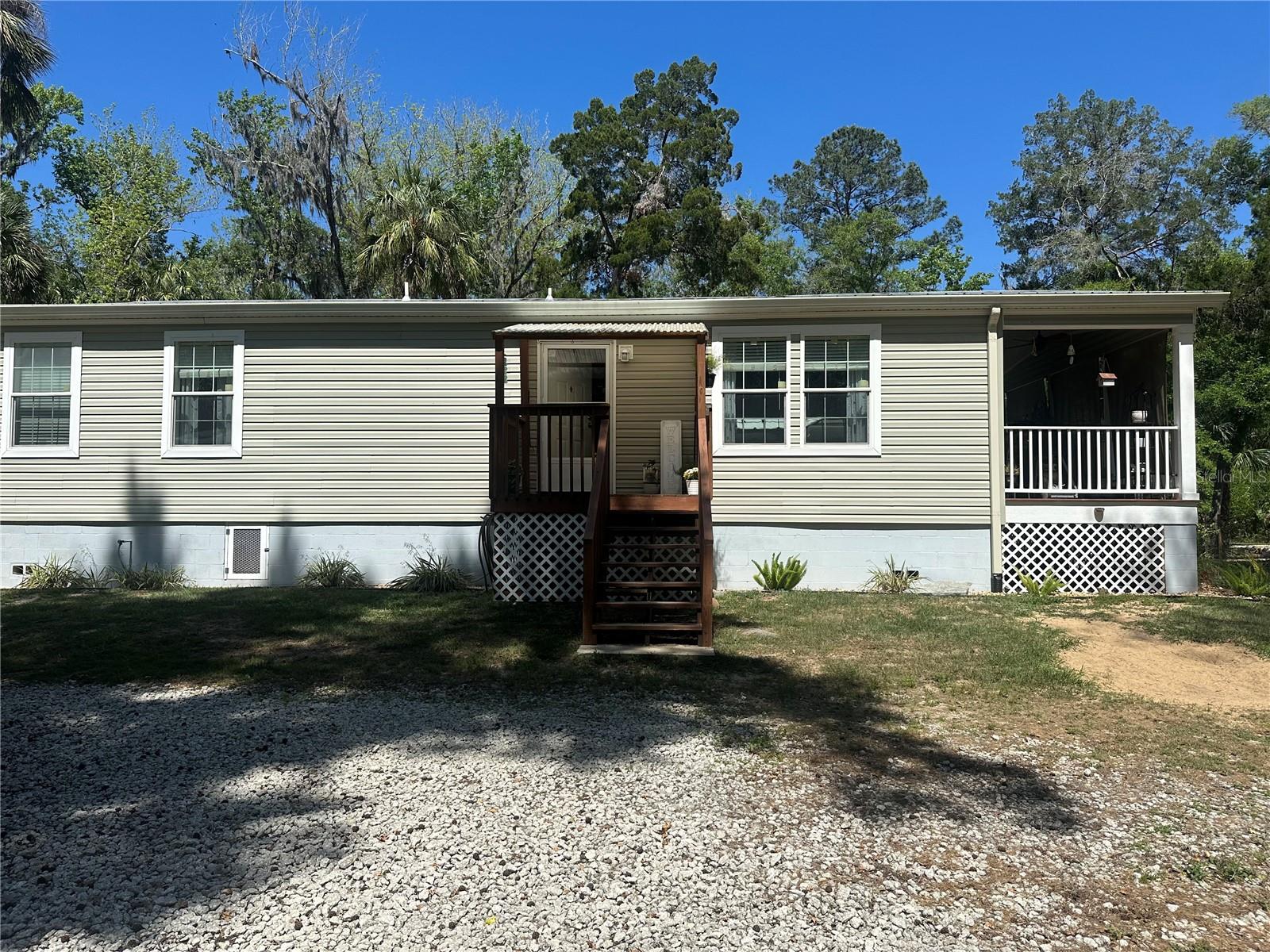 462 S DEW PLANT POINT, Crystal River, FL 34429